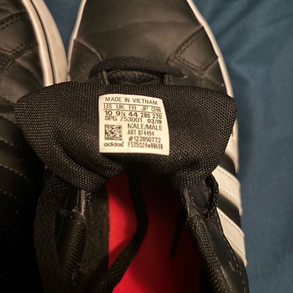 Mens Black Leather Adidas tennis Shoes, size 10. Lightly worn, great condition. - Picture 6 of 7